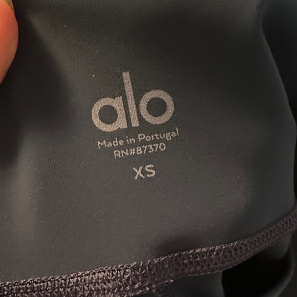 504 Alo Yoga High Waist Ripped Warrior Leggings XS Navy Blue Sculpting - Picture 6 of 6